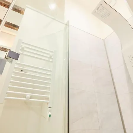Nouveaute ! T3 Avec Decor Moderne, Wifi * Lille
