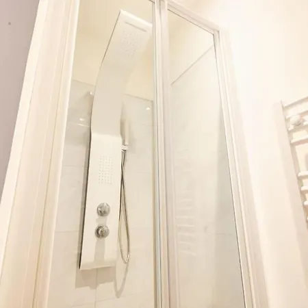 Nouveaute ! T3 Avec Decor Moderne, Wifi Apartamento Lila
